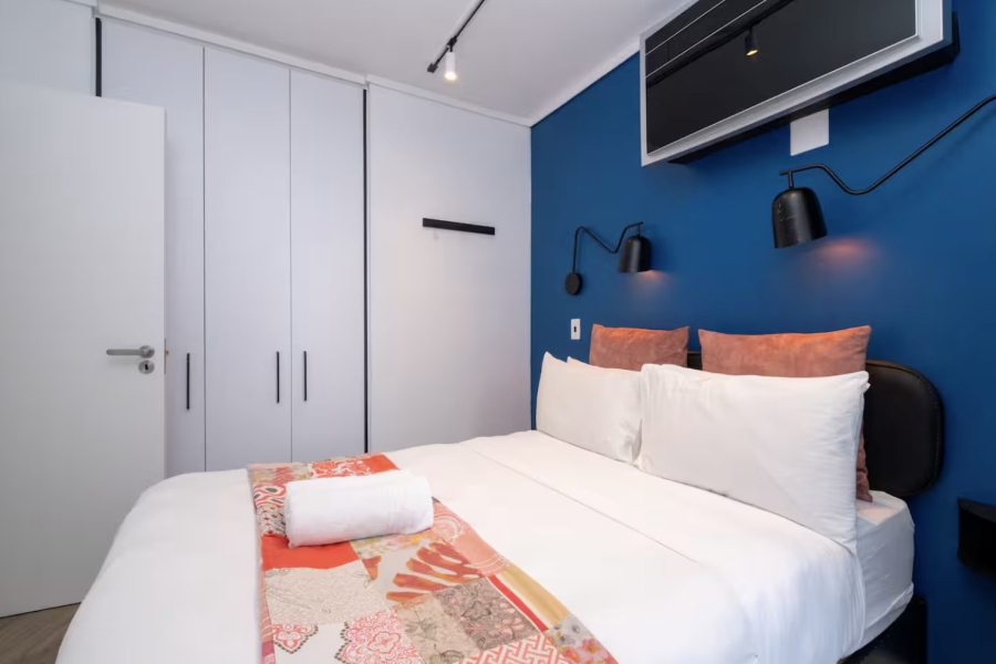 1 Bedroom Property for Sale in Sea Point Western Cape